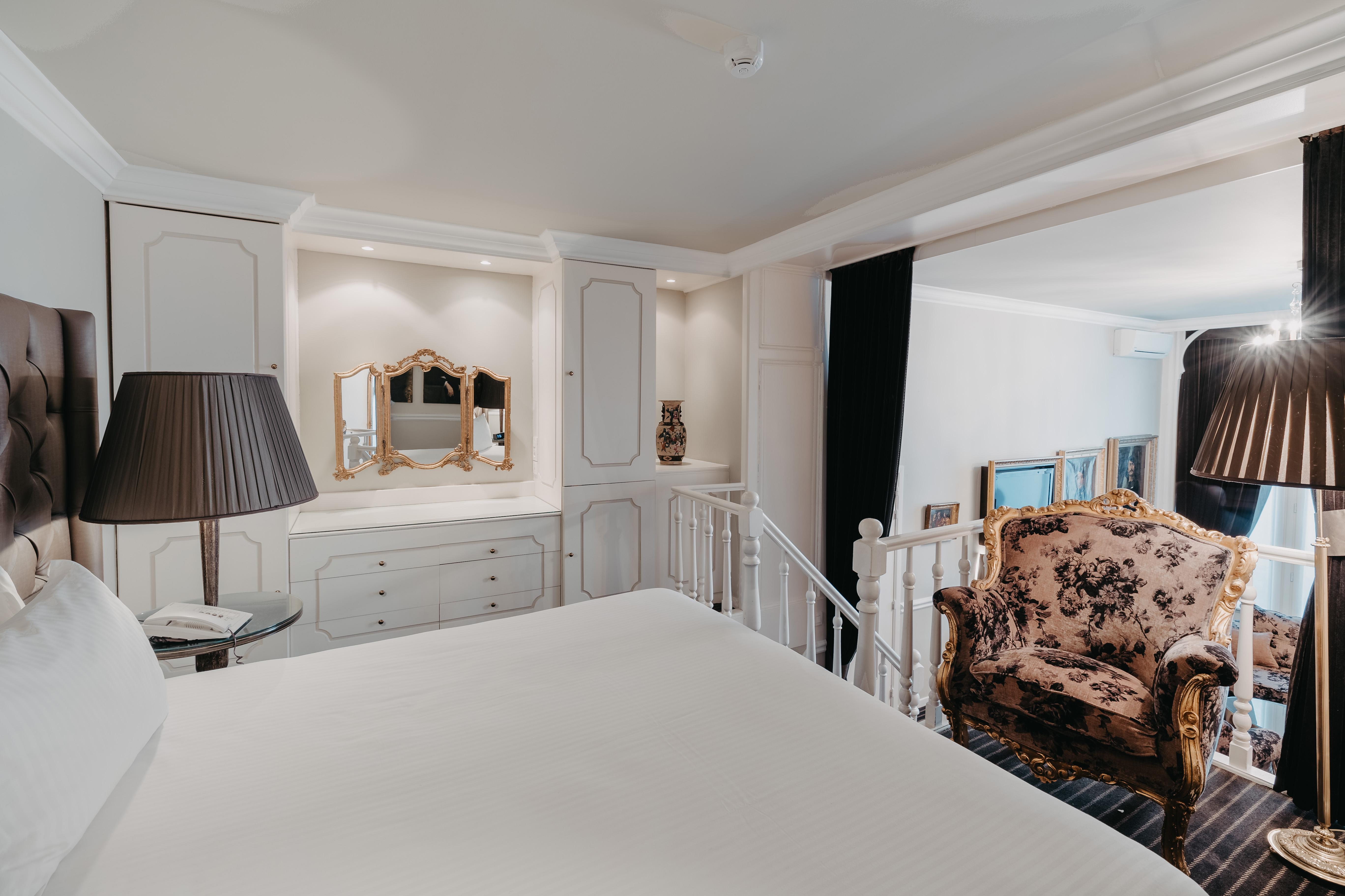 Hotel Manos Premier Saint-Gilles Екстер'єр фото