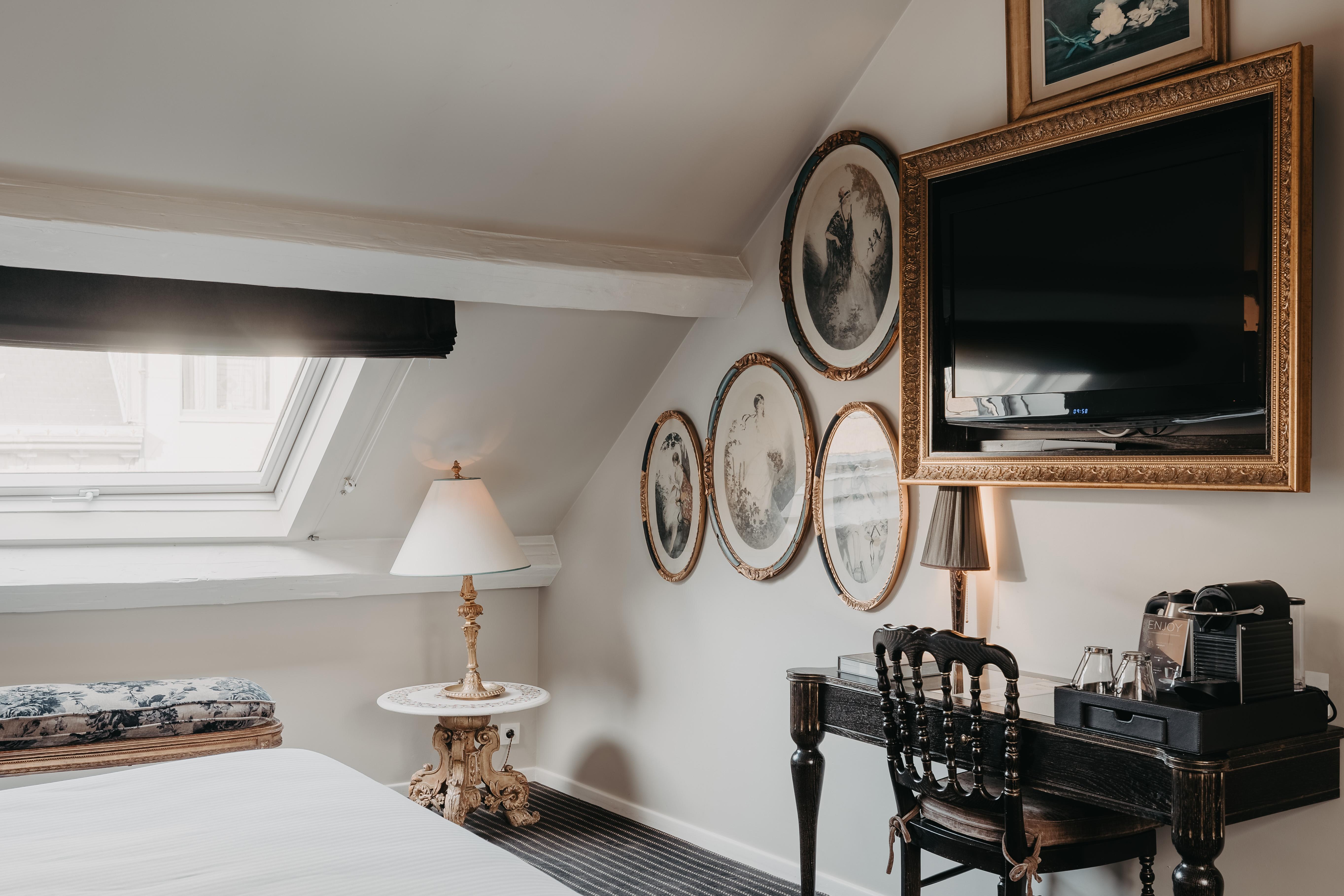 Hotel Manos Premier Saint-Gilles Екстер'єр фото