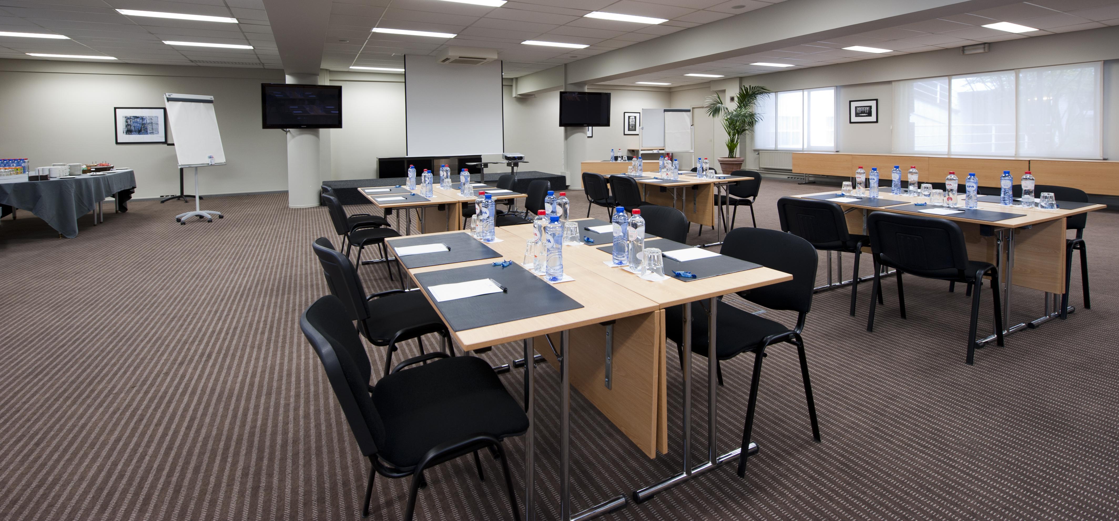 Hotel Manos Premier Saint-Gilles Екстер'єр фото
