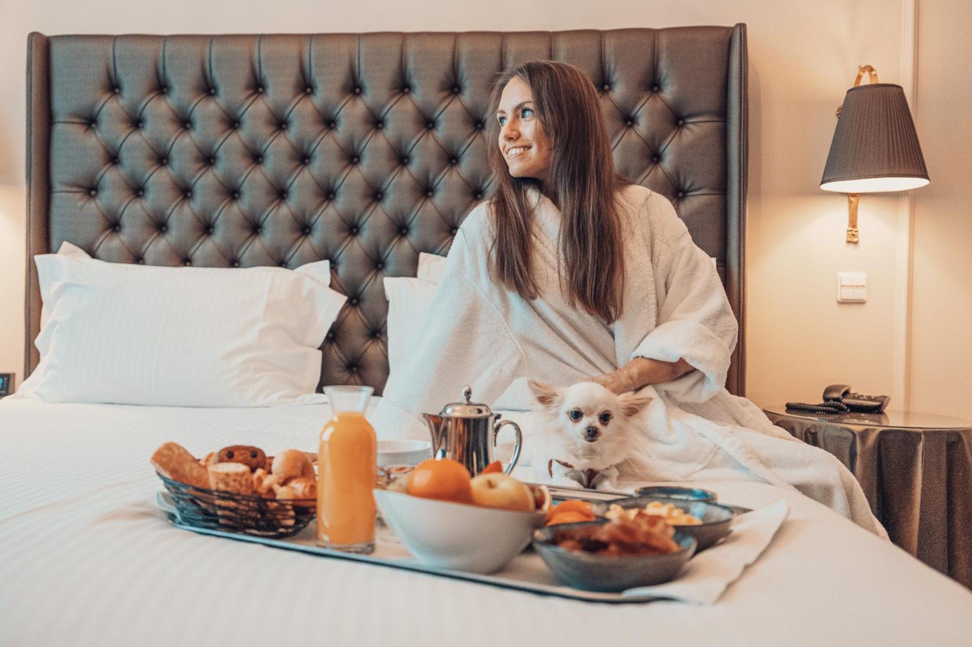 Hotel Manos Premier Saint-Gilles Екстер'єр фото